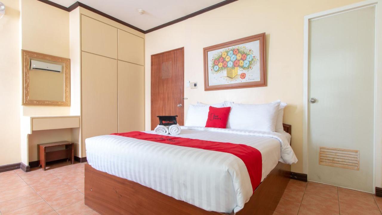 Reddoorz @ Downtown Tacloban Hotel Bagian luar foto